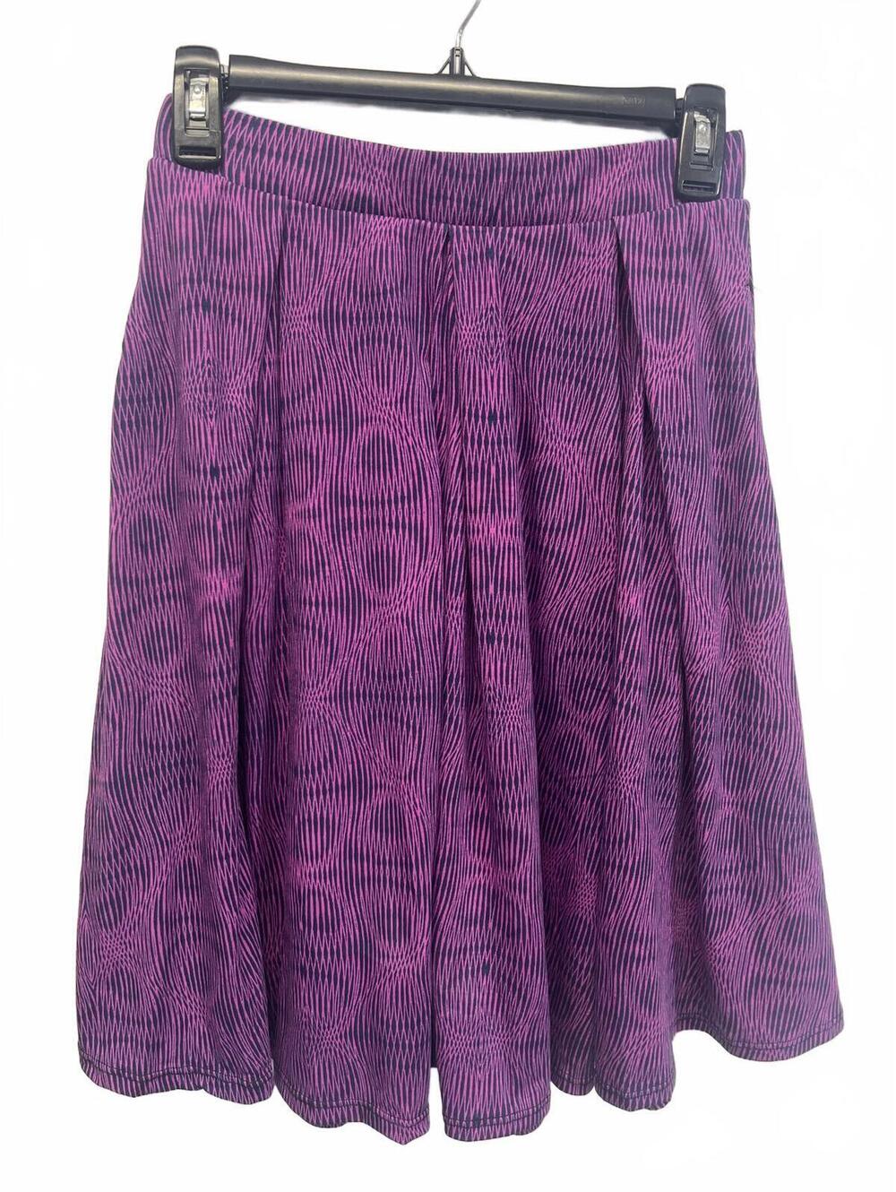 LuLaRoe Madison XS Skirt with Pockets Purple Circle Patterned with Navy Base New
